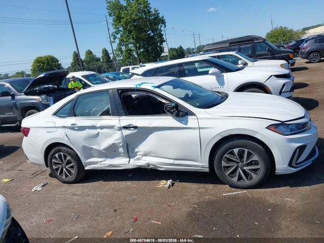 2025 Volkswagen Jetta 1.5t S მანქანა იყიდება აუქციონზე, vin: 3VW5X7BU8SM015384, აუქციონის ნომერი: 45784619
