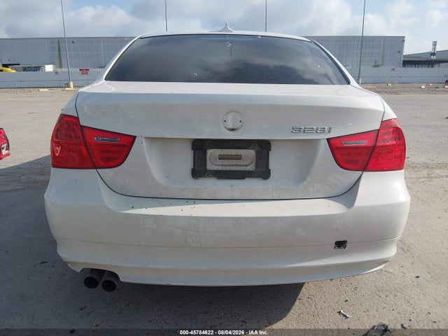 2011 Bmw 328i მანქანა იყიდება აუქციონზე, vin: WBAPH7G57BNN04209, აუქციონის ნომერი: 45784622