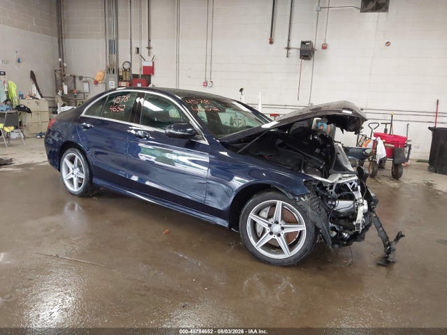 45784652 :رقم المزاد ، 55SWF4KB1HU199733 vin ، 2017 Mercedes-benz C 300 Sport 4matic مزاد بيع