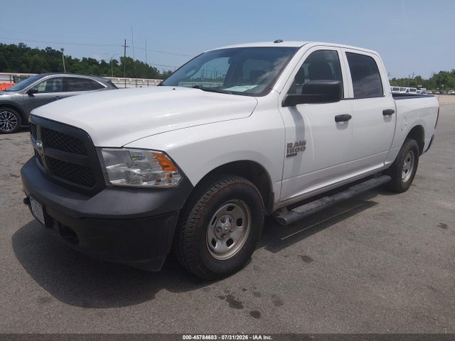 3C6RR7KG6LG253797 RAM 1500 Classic Tradesman 4x4 5&#039;7 Box