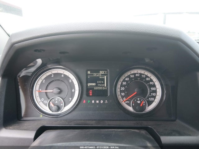 3C6RR7KG6LG253797 RAM 1500 Classic Tradesman 4x4 5&#039;7 Box