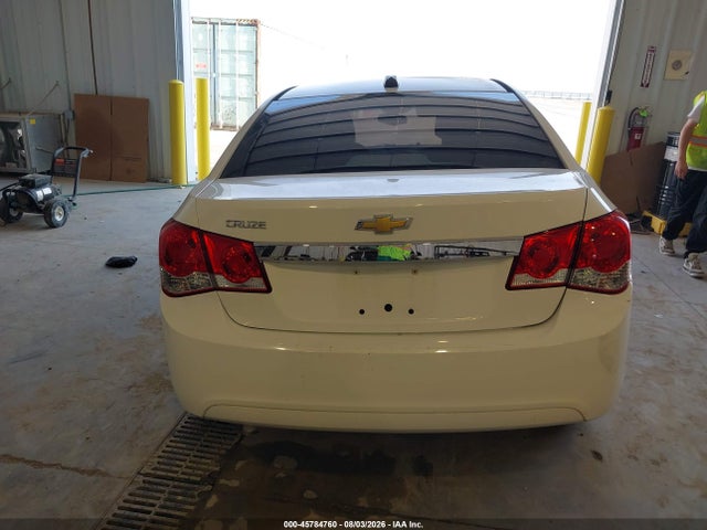1G1PA5SH2F7278502 Chevrolet Cruze Ls Auto