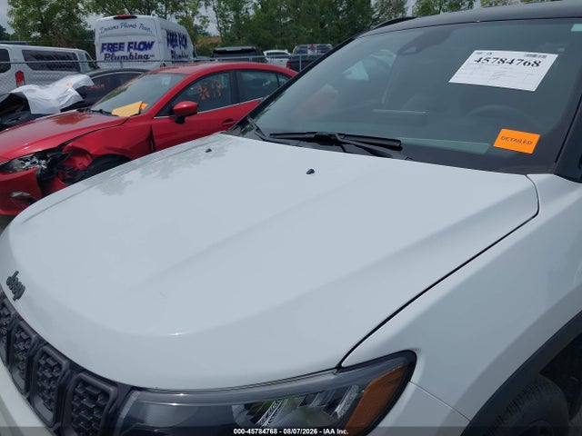 2024 Jeep Compass Latitude 4x4 მანქანა იყიდება აუქციონზე, vin: 3C4NJDBN2RT167818, აუქციონის ნომერი: 45784768