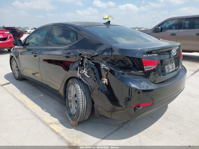 5NPDH4AE4FH572339 Hyundai ELANTRA SE