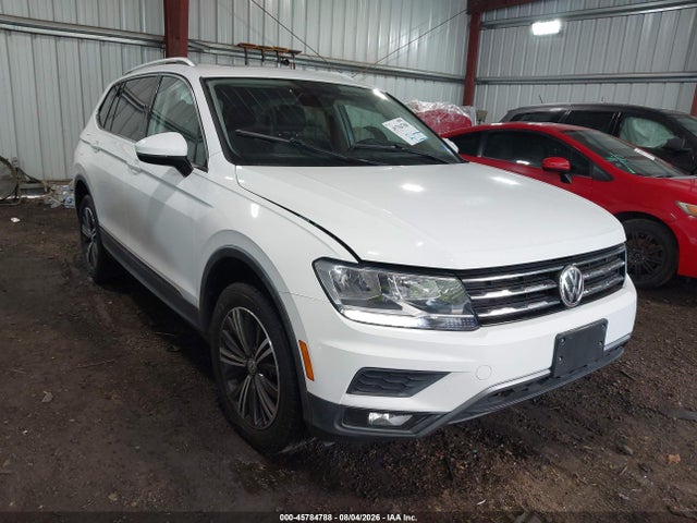 2018 Volkswagen Tiguan 2.0t Se/2.0t Sel მანქანა იყიდება აუქციონზე, vin: 3VV2B7AX3JM086590, აუქციონის ნომერი: 45784788