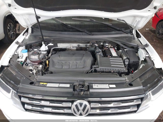 2018 Volkswagen Tiguan 2.0t Se/2.0t Sel მანქანა იყიდება აუქციონზე, vin: 3VV2B7AX3JM086590, აუქციონის ნომერი: 45784788