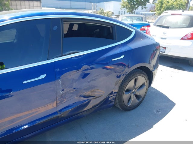 Продаж на аукціоні авто 2020 Tesla Model 3 Standard Range Plus Rear-wheel Drive/standard Range Rear-wheel Drive, vin: 5YJ3E1EA1LF706678, номер лоту: 45784797