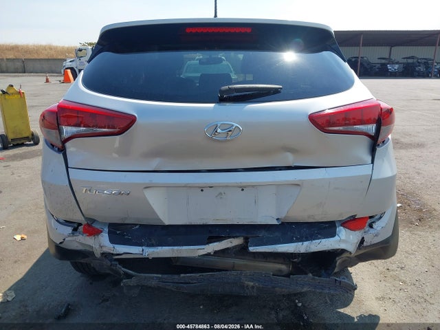 Hyundai TUCSON SE 2017 KM8J33A41HU297648 Image 16