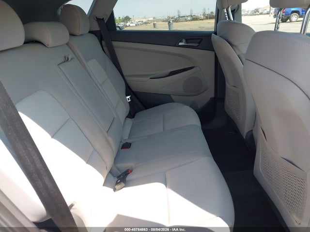 Hyundai TUCSON SE 2017 KM8J33A41HU297648 Image 8