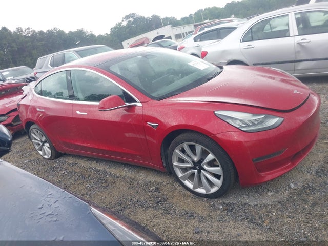 2018 Tesla Model 3 Long Range/mid Range მანქანა იყიდება აუქციონზე, vin: 5YJ3E1EA2JF006231, აუქციონის ნომერი: 45784920