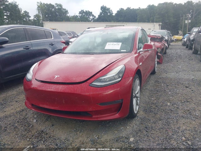 2018 Tesla Model 3 Long Range/mid Range მანქანა იყიდება აუქციონზე, vin: 5YJ3E1EA2JF006231, აუქციონის ნომერი: 45784920