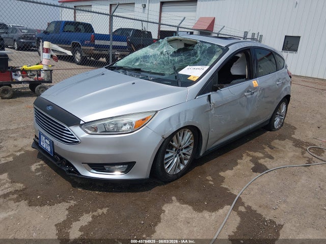 Ford Focus Titanium 2018 1FADP3N28JL296254 Image 2