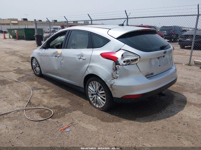 Ford Focus Titanium 2018 1FADP3N28JL296254 Image 3