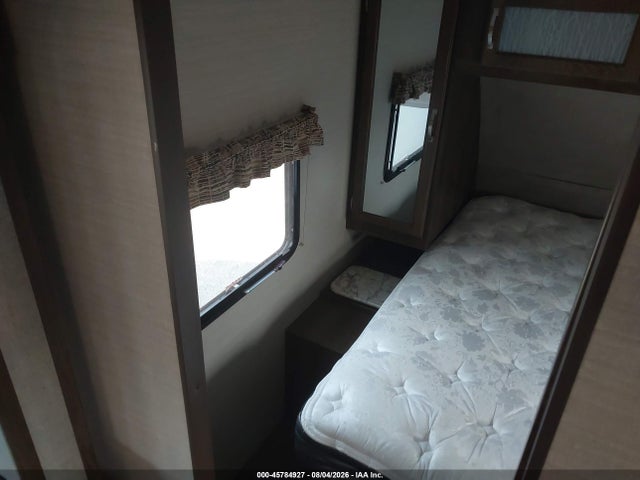 Keystone Bullet 261rbswe 2019 4YDT26129KX432393 Image 17