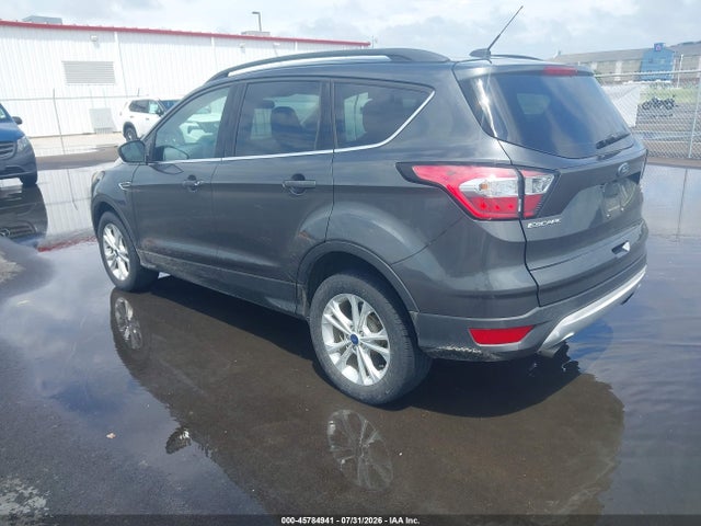 1FMCU9GD5JUD08592 Ford ESCAPE SE