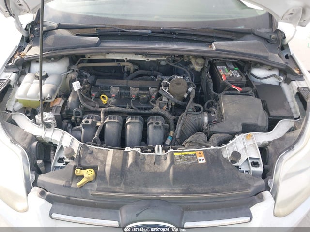1FADP3F23EL196096 Ford FOCUS SE