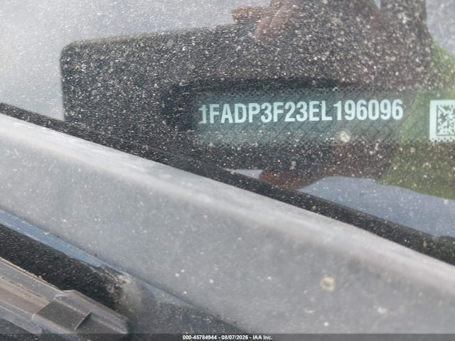 1FADP3F23EL196096 Ford FOCUS SE
