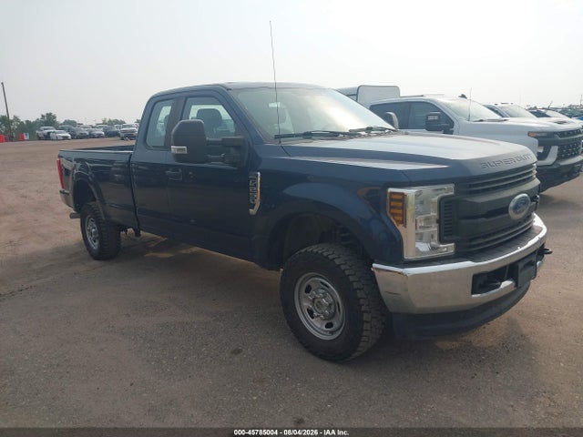 Ford F-250 Xl 2018 1FT7X2B63JEC22186 Image 1