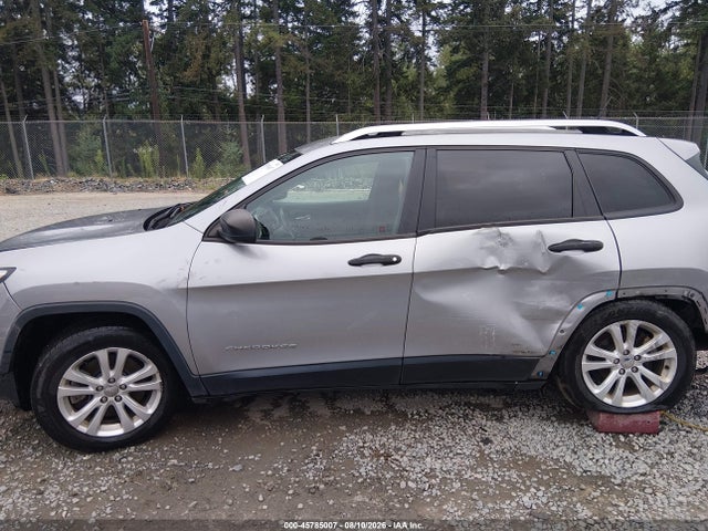 1C4PJLAB0FW689217 Jeep Cherokee Sport