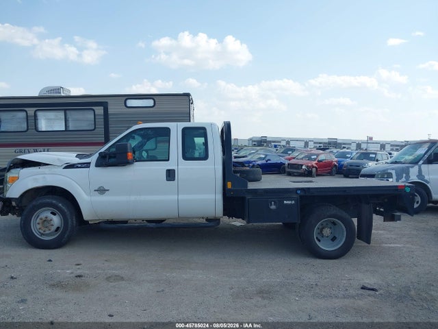 45785024 :رقم المزاد ، 1FD8X3HT2CEC58439 vin ، 2012 Ford F-350 Chassis Xl مزاد بيع