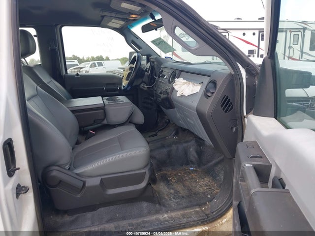 45785024 :رقم المزاد ، 1FD8X3HT2CEC58439 vin ، 2012 Ford F-350 Chassis Xl مزاد بيع