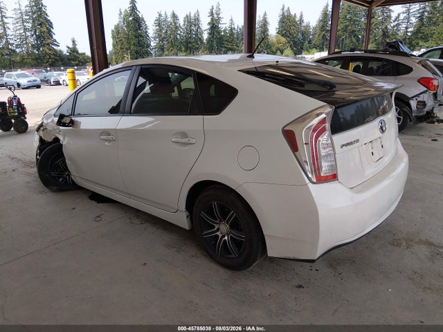Toyota Prius Two 2015 JTDKN3DU0F1890771 Image 3
