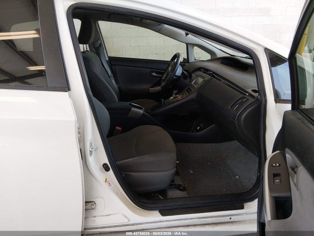 Toyota Prius Two 2015 JTDKN3DU0F1890771 Image 5