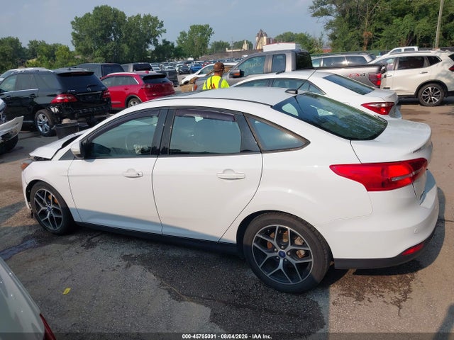 Продаж на аукціоні авто 2018 Ford Focus Sel, vin: 1FADP3H27JL301360, номер лоту: 45785091
