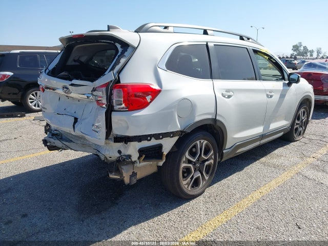 4S4WMAUD6P3448748 Subaru Ascent Limited 7-passenger