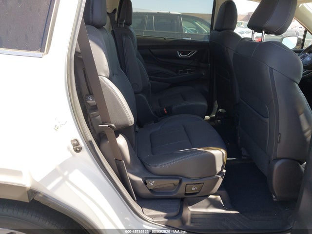 4S4WMAUD6P3448748 Subaru Ascent Limited 7-passenger