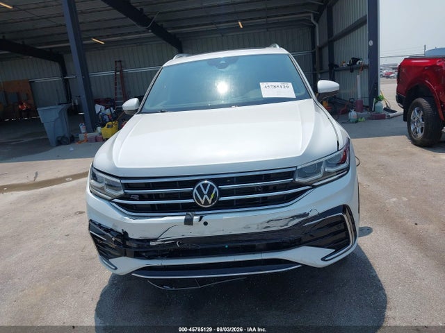 3VV4B7AX9PM047195 Volkswagen Tiguan 2.0t Sel R-line