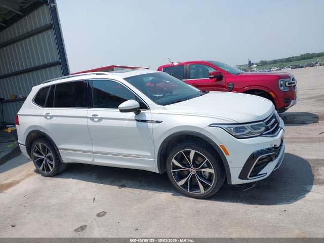 3VV4B7AX9PM047195 Volkswagen Tiguan 2.0t Sel R-line