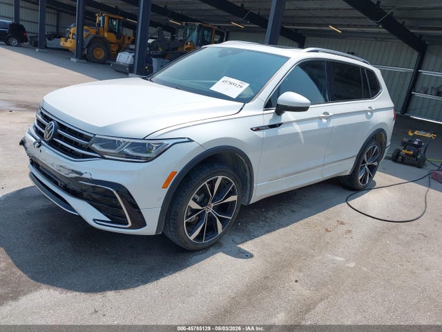 3VV4B7AX9PM047195 Volkswagen Tiguan 2.0t Sel R-line