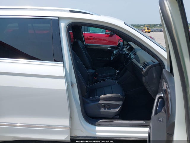 3VV4B7AX9PM047195 Volkswagen Tiguan 2.0t Sel R-line