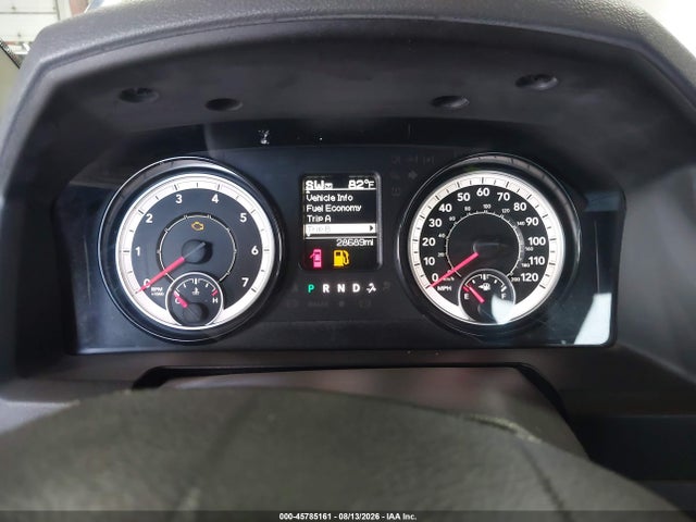 45785161 :رقم المزاد ، 1C6RR6KG4JS250283 vin ، 2018 Ram 1500 Tradesman  4x2 5'7 Box مزاد بيع