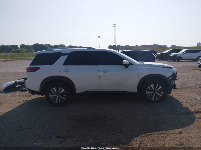 45785180 :رقم المزاد ، 5N1DR3CC0PC245108 vin ، 2023 Nissan Pathfinder Sl 4wd مزاد بيع