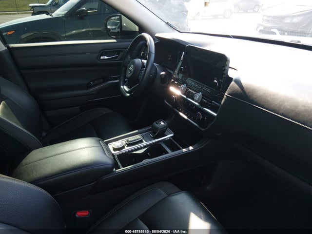 45785180 :رقم المزاد ، 5N1DR3CC0PC245108 vin ، 2023 Nissan Pathfinder Sl 4wd مزاد بيع