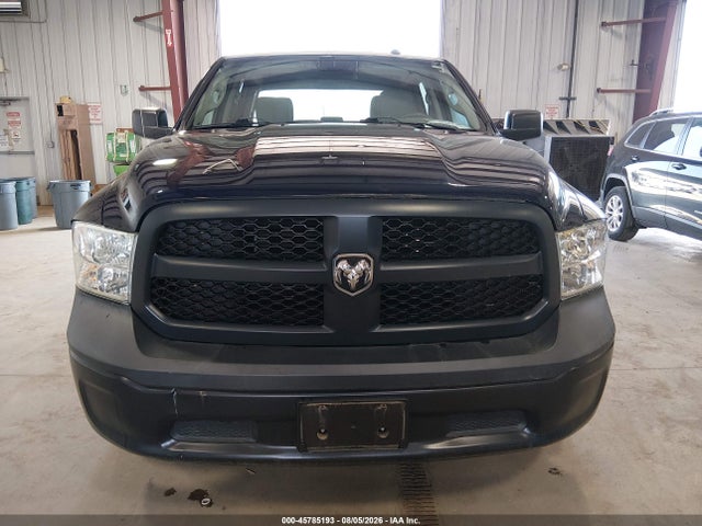 45785193 :رقم المزاد ، 3C6RR6KG6JG246436 vin ، 2018 Ram 1500 Tradesman  4x2 5'7 Box مزاد بيع