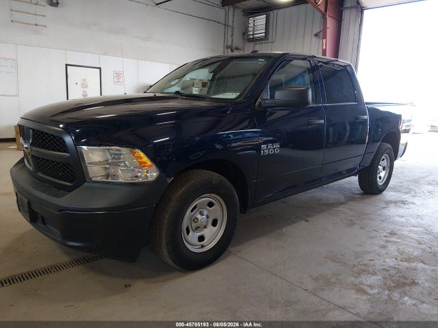45785193 :رقم المزاد ، 3C6RR6KG6JG246436 vin ، 2018 Ram 1500 Tradesman  4x2 5'7 Box مزاد بيع