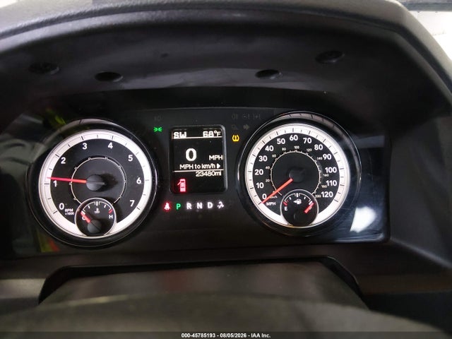 45785193 :رقم المزاد ، 3C6RR6KG6JG246436 vin ، 2018 Ram 1500 Tradesman  4x2 5'7 Box مزاد بيع