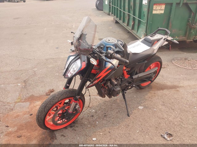 KTM 890 Duke R 2022 VBKTU9402NM840117 Image 2