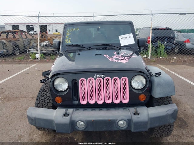 2011 Jeep Wrangler Unlimited Rubicon მანქანა იყიდება აუქციონზე, vin: 1J4HA6H1XBL566887, აუქციონის ნომერი: 45785210