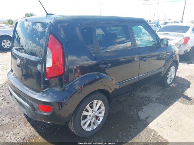 2013 Kia Soul მანქანა იყიდება აუქციონზე, vin: KNDJT2A51D7542528, აუქციონის ნომერი: 45785217