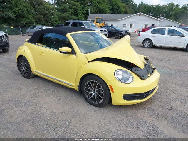 2013 Volkswagen Beetle 2.5l მანქანა იყიდება აუქციონზე, vin: 3VW5X7AT1DM827265, აუქციონის ნომერი: 45785239