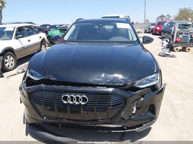 Aukcja sprzedaży 2022 Audi E-tron Premium Quattro, vin: WA1AABGE9NB023720, numer aukcji: 45785250