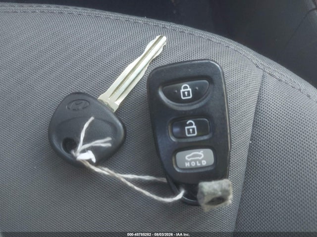 2013 Hyundai Elantra Gls მანქანა იყიდება აუქციონზე, vin: 5NPDH4AE5DH251097, აუქციონის ნომერი: 45785282