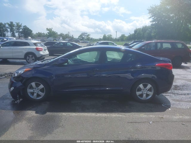 2013 Hyundai Elantra Gls მანქანა იყიდება აუქციონზე, vin: 5NPDH4AE5DH251097, აუქციონის ნომერი: 45785282