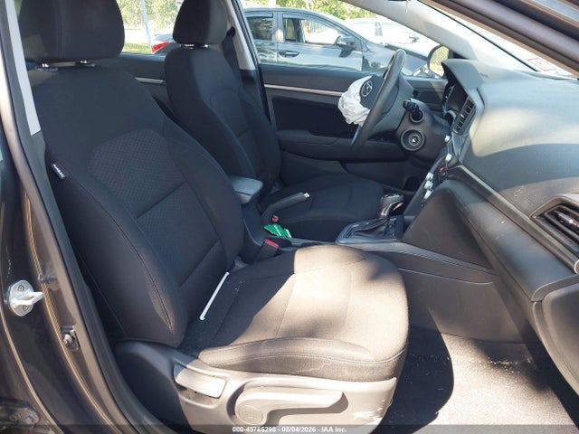 2020 Hyundai Elantra Sel მანქანა იყიდება აუქციონზე, vin: 5NPD84LF6LH591895, აუქციონის ნომერი: 45785298