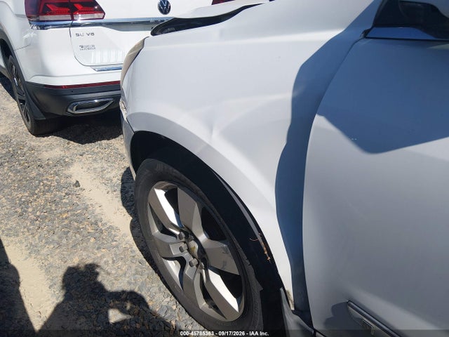 45785363 :رقم المزاد ، 1GNLVHED7AS101557 vin ، 2010 Chevrolet Traverse Ltz مزاد بيع