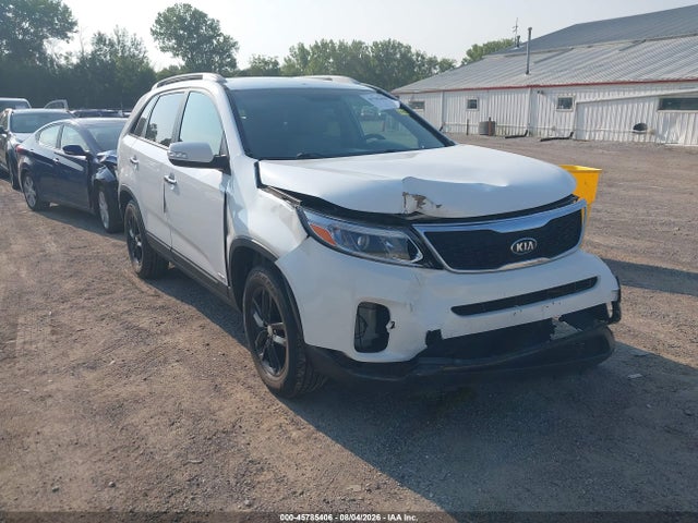 KIA SORENTO LX 2015 5XYKTDA7XFG603009 Image 1